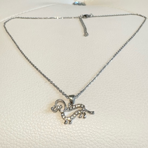 New Dachshund Dog Silver Charm Necklace Adjustable NWT - Picture 3 of 7